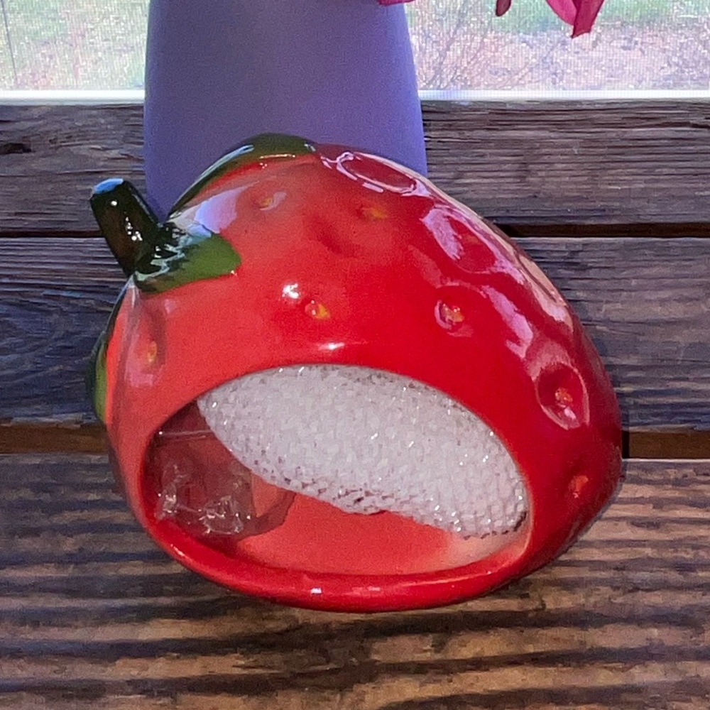 Ceramic Strawberry Shape Sponge Holder for Kitchen Sink, Compact Sink Caddy -New